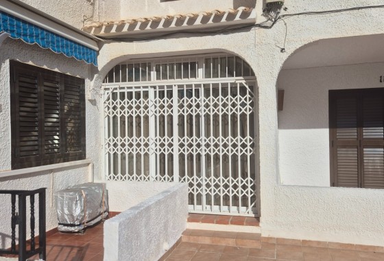 Sprzedaż - Apartament / Mieszkanie -
Torrevieja - Torrejón
