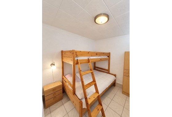 Herverkoop - Appartement / Flat -
Torrevieja - Torretas