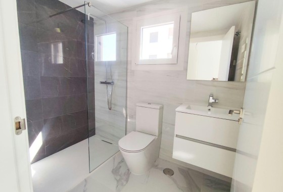 Herverkoop - Appartement / Flat -
Orihuela Costa - Punta Prima