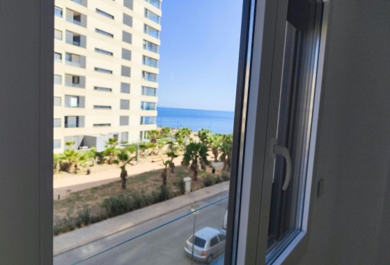 Herverkoop - Appartement / Flat -
Orihuela Costa - Punta Prima