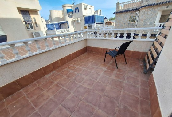 Herverkoop - Halfvrijstaande villa -
Torrevieja