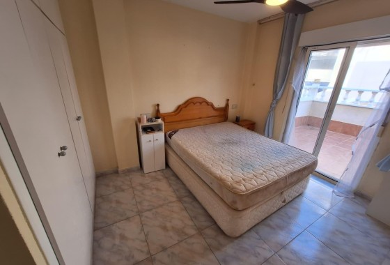 Herverkoop - Halfvrijstaande villa -
Torrevieja