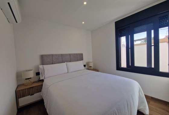 Venta - Chalet Independiente -
Torrevieja - Los Balcones