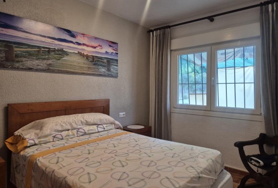 Sprzedaż - Willa wolnostojąca -
Torrevieja - Los Balcones