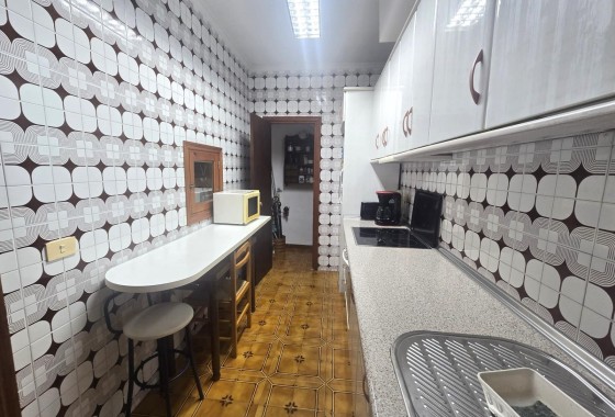 Herverkoop - Appartement / Flat -
Torrevieja