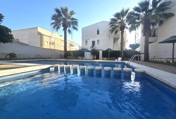Herverkoop - Appartement / Flat -
Torrevieja