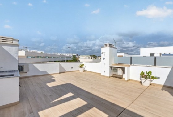 Wiederverkauf - Wohnung / Apartment -
Torrevieja