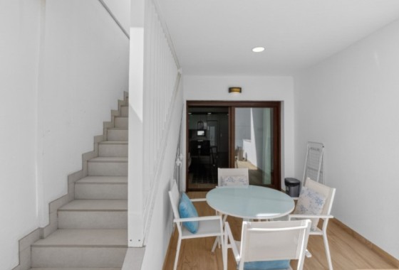 Wiederverkauf - Wohnung / Apartment -
Torrevieja