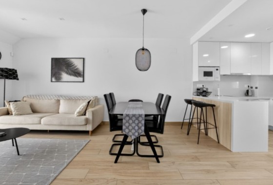 Wiederverkauf - Wohnung / Apartment -
Torrevieja