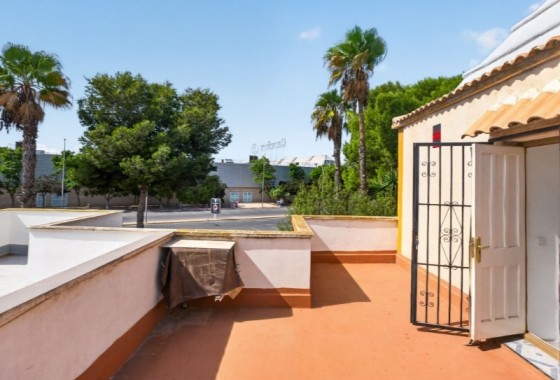 Revente - Maison de ville -
Torrevieja