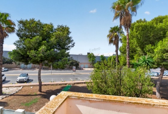 Revente - Maison de ville -
Torrevieja