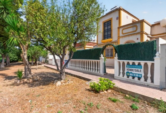Revente - Maison de ville -
Torrevieja