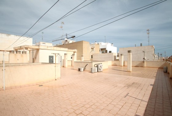 Herverkoop - Appartement / Flat -
Torrevieja - Las Piscinas Naturales