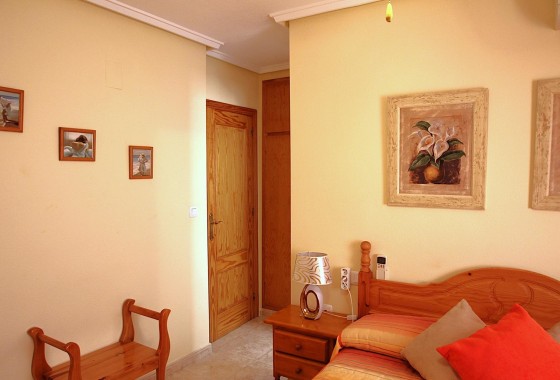 Herverkoop - Appartement / Flat -
Torrevieja - Las Piscinas Naturales