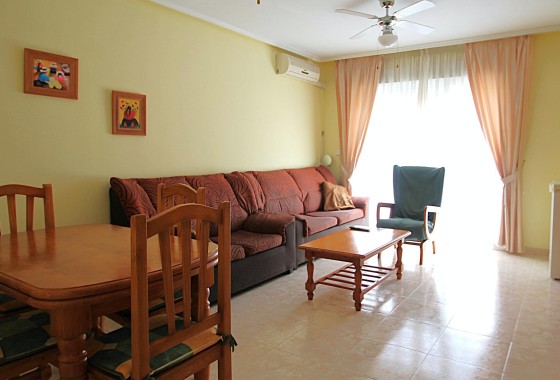 Herverkoop - Appartement / Flat -
Torrevieja - Las Piscinas Naturales