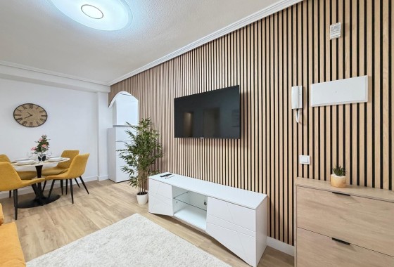 Herverkoop - Appartement / Flat -
Torrevieja - Playa de los Locos