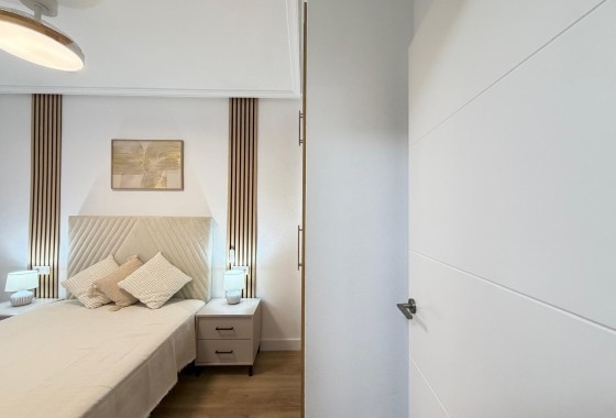 Herverkoop - Appartement / Flat -
Torrevieja - Playa de los Locos