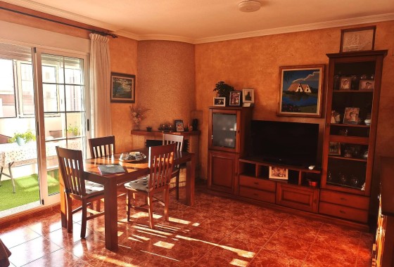 Herverkoop - Appartement / Flat -
Torrevieja