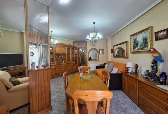 Herverkoop - Appartement / Flat -
Torrevieja - Playa de los Locos