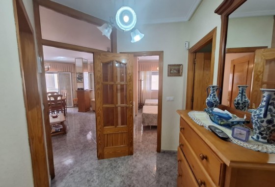 Herverkoop - Appartement / Flat -
Torrevieja - Playa de los Locos