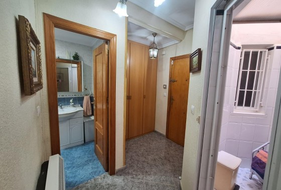 Herverkoop - Appartement / Flat -
Torrevieja - Playa de los Locos