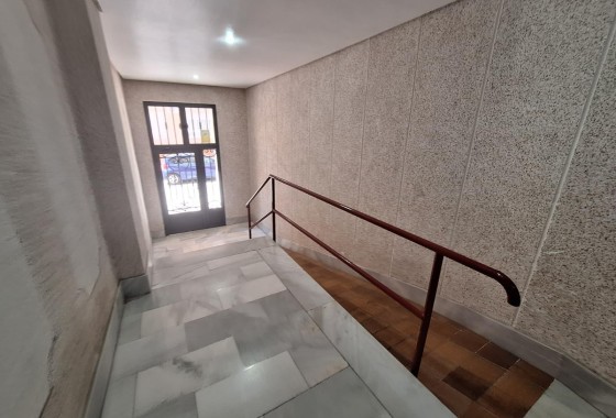 Herverkoop - Appartement / Flat -
Torrevieja - Playa de los Locos