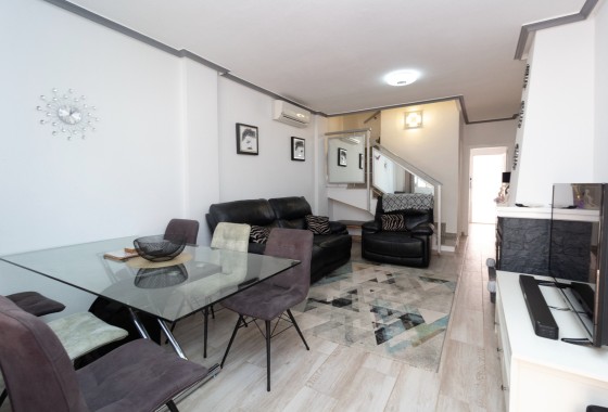 Resale - Townhouse -
Playa Flamenca