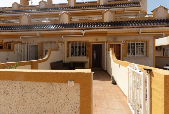 Resale - Townhouse -
Playa Flamenca