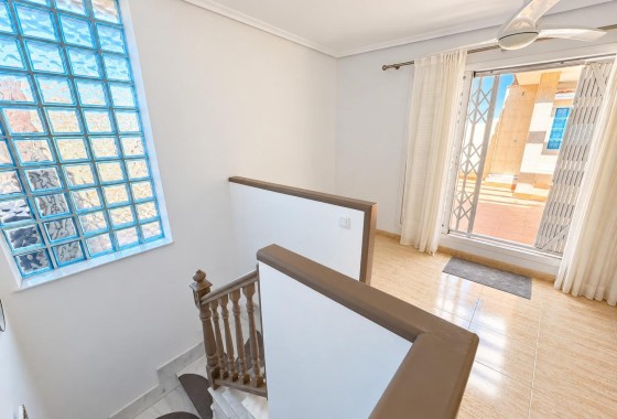 Herverkoop - Appartement / Flat -
Orihuela Costa - Punta Prima
