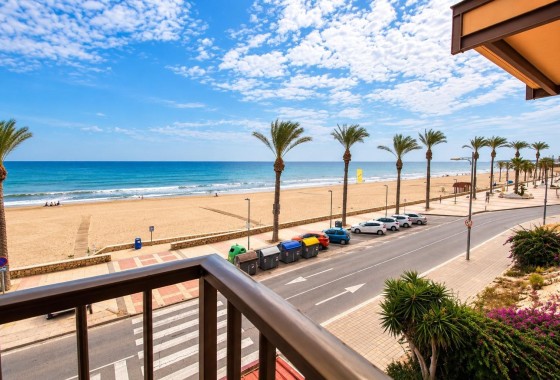 Herverkoop - Appartement / Flat -
El Campello - Playa Muchavista
