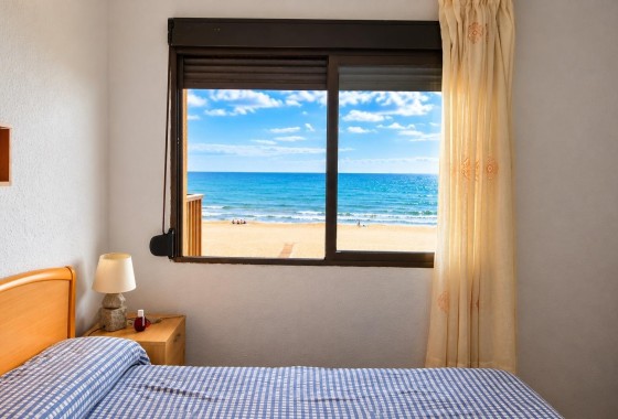 Herverkoop - Appartement / Flat -
El Campello - Playa Muchavista