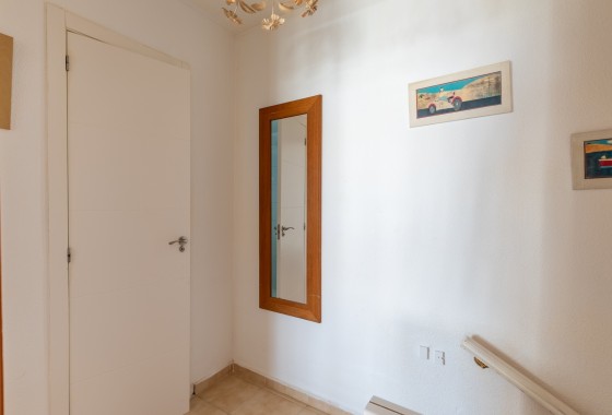 Herverkoop -  -
Torrevieja - Lago jardin