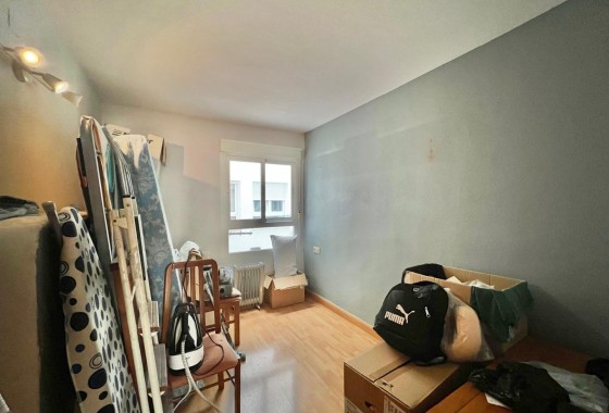 Resale - Apartment / Flat -
Torrevieja - Puerto Deportivo