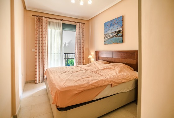 Herverkoop - Rijhuis -
Torrevieja - Los Balcones