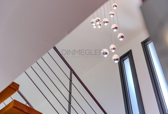 Resale - Detached Villa -
La Marina