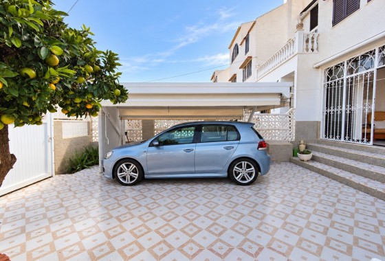 Revente - Maison de ville -
Torrevieja - Nueva Torrevieja
