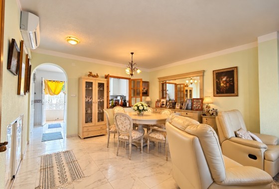 Revente - Maison de ville -
Torrevieja - Nueva Torrevieja