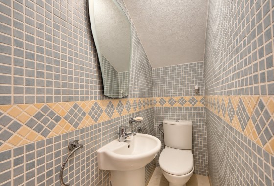 Revente - Maison de ville -
Torrevieja - Nueva Torrevieja