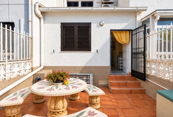 Revente - Maison de ville -
Torrevieja - Nueva Torrevieja