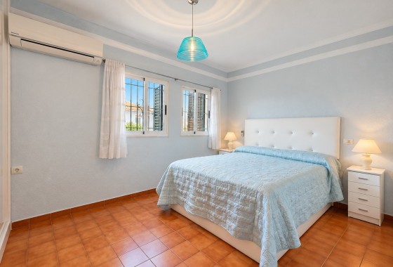 Revente - Maison de ville -
Torrevieja - Nueva Torrevieja