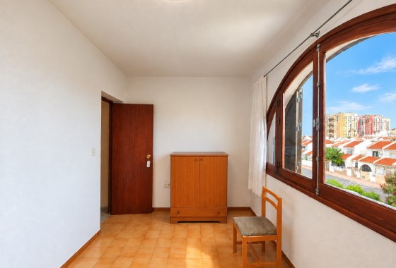 Revente - Maison de ville -
Torrevieja - Nueva Torrevieja