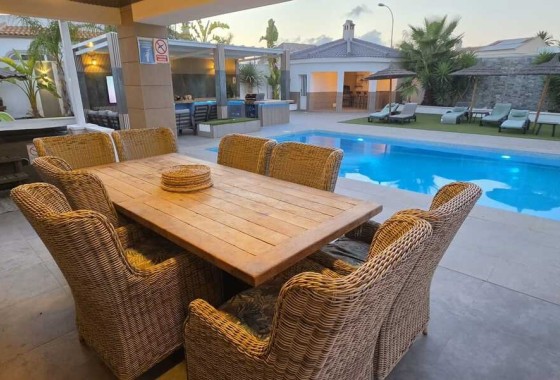Revente - Villa Individuelle -
Torrevieja - Costa Blanca