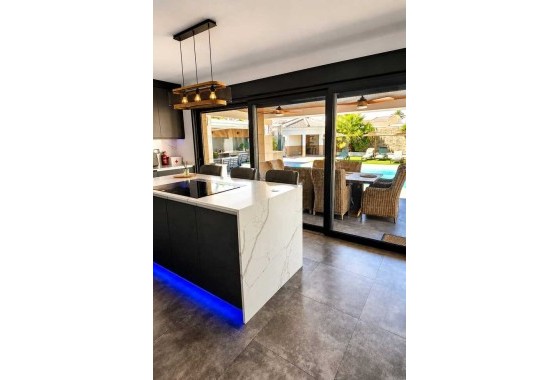 Revente - Villa Individuelle -
Torrevieja - Costa Blanca