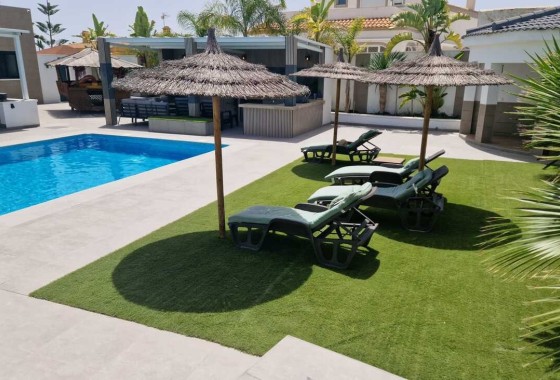 Revente - Villa Individuelle -
Torrevieja - Costa Blanca