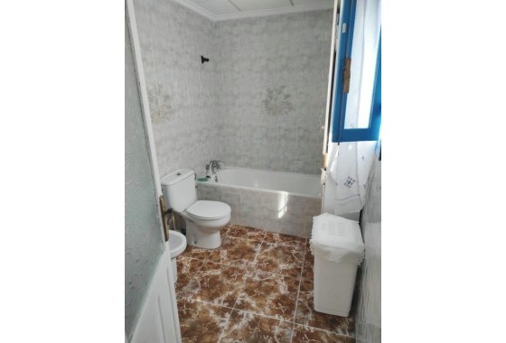 Venta - Adosado -
Rojales