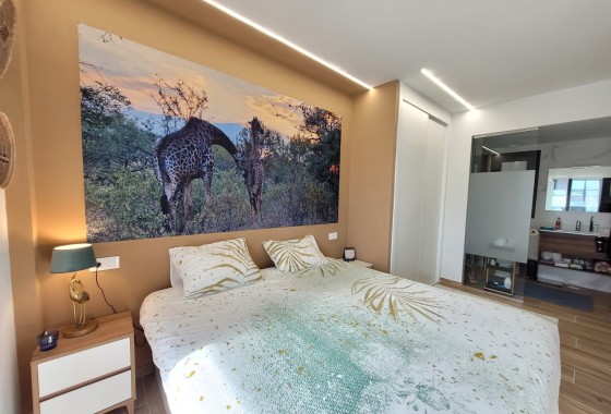 Sprzedaż - Apartament / Mieszkanie -
Orihuela Costa