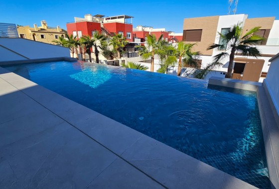 Revente - Villa Individuelle -
Algorfa