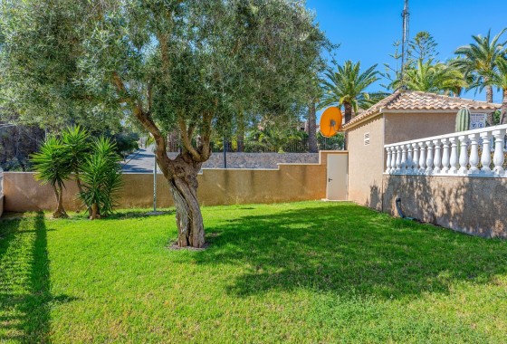 Wiederverkauf - Reihenhaus -
Villamartín - Costa Blanca