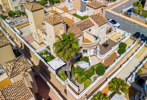 Wiederverkauf - Reihenhaus -
Villamartín - Costa Blanca