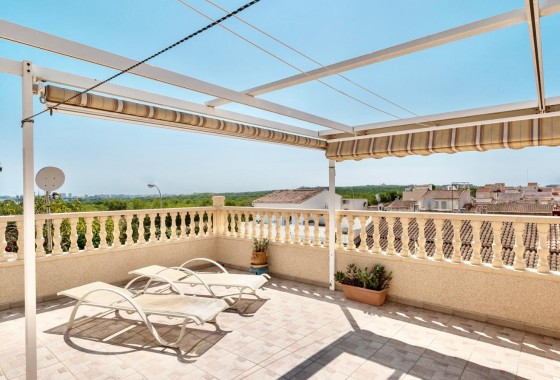 Venta - Adosado -
Torrevieja